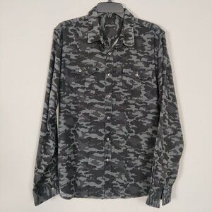 Brave Soul Men's Camouflage Shirt Size L Gray Casual Sophisticated Outdoor Comfy